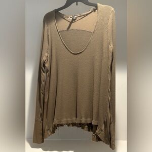 WE THE FREE Waffle Weave Top Olive Green Size Medium